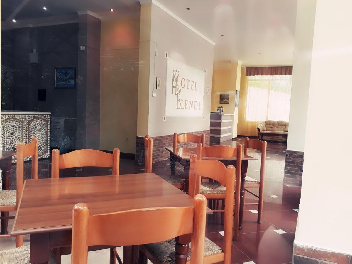 Hotel Blendi Durres Bagian luar foto