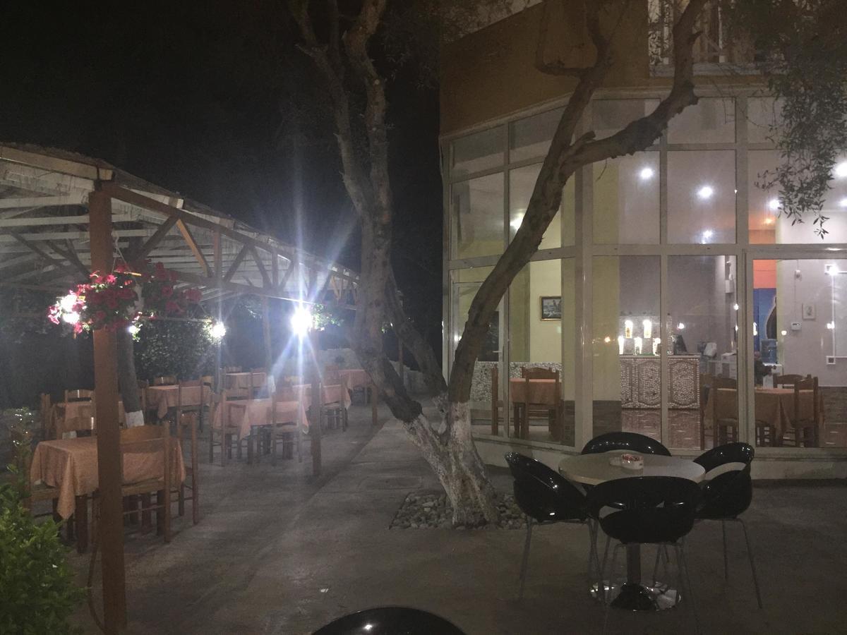 Hotel Blendi Durres Bagian luar foto
